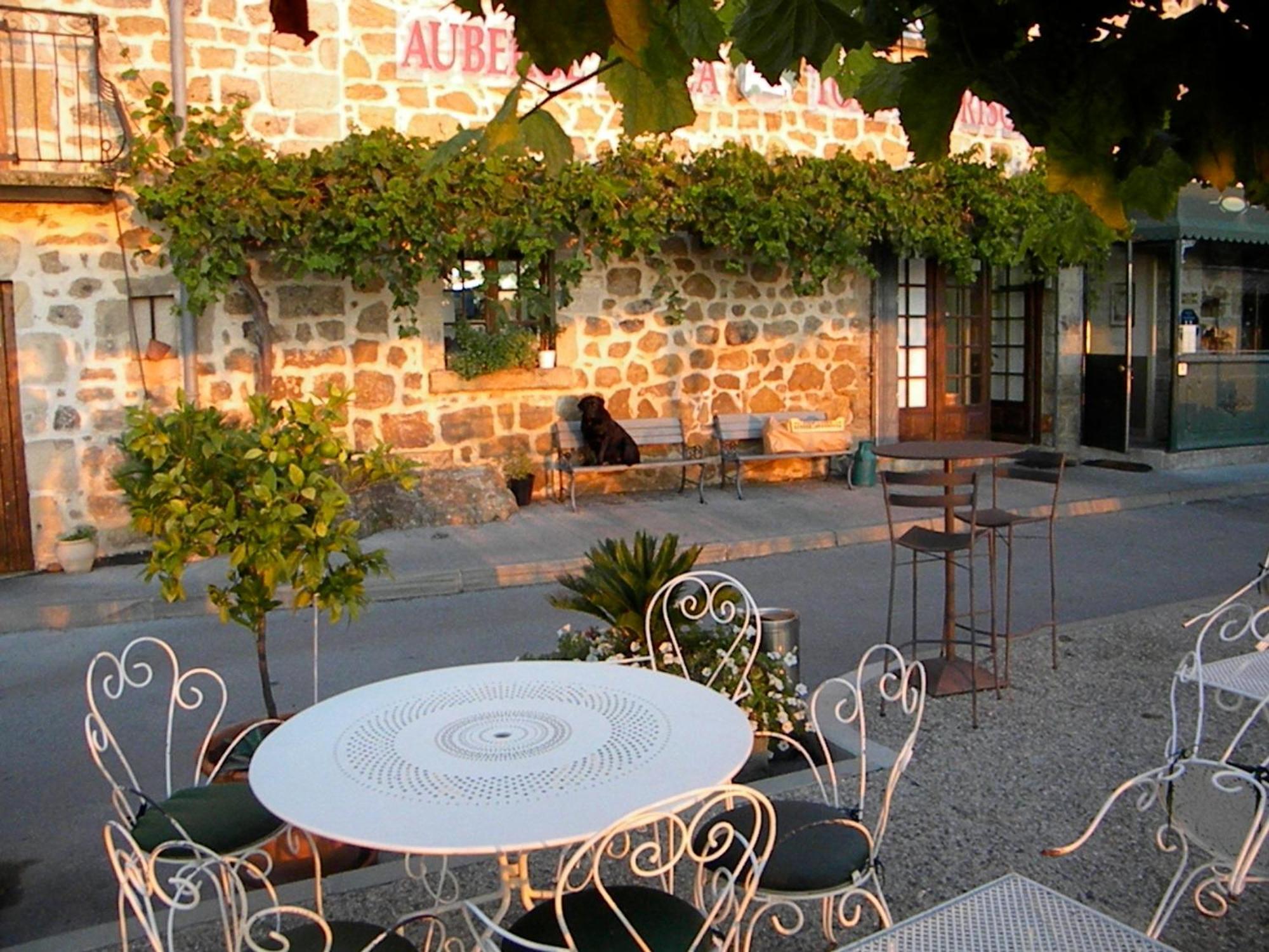 奥博尔格德拉布里森之旅酒店 Sanilhac  外观 照片